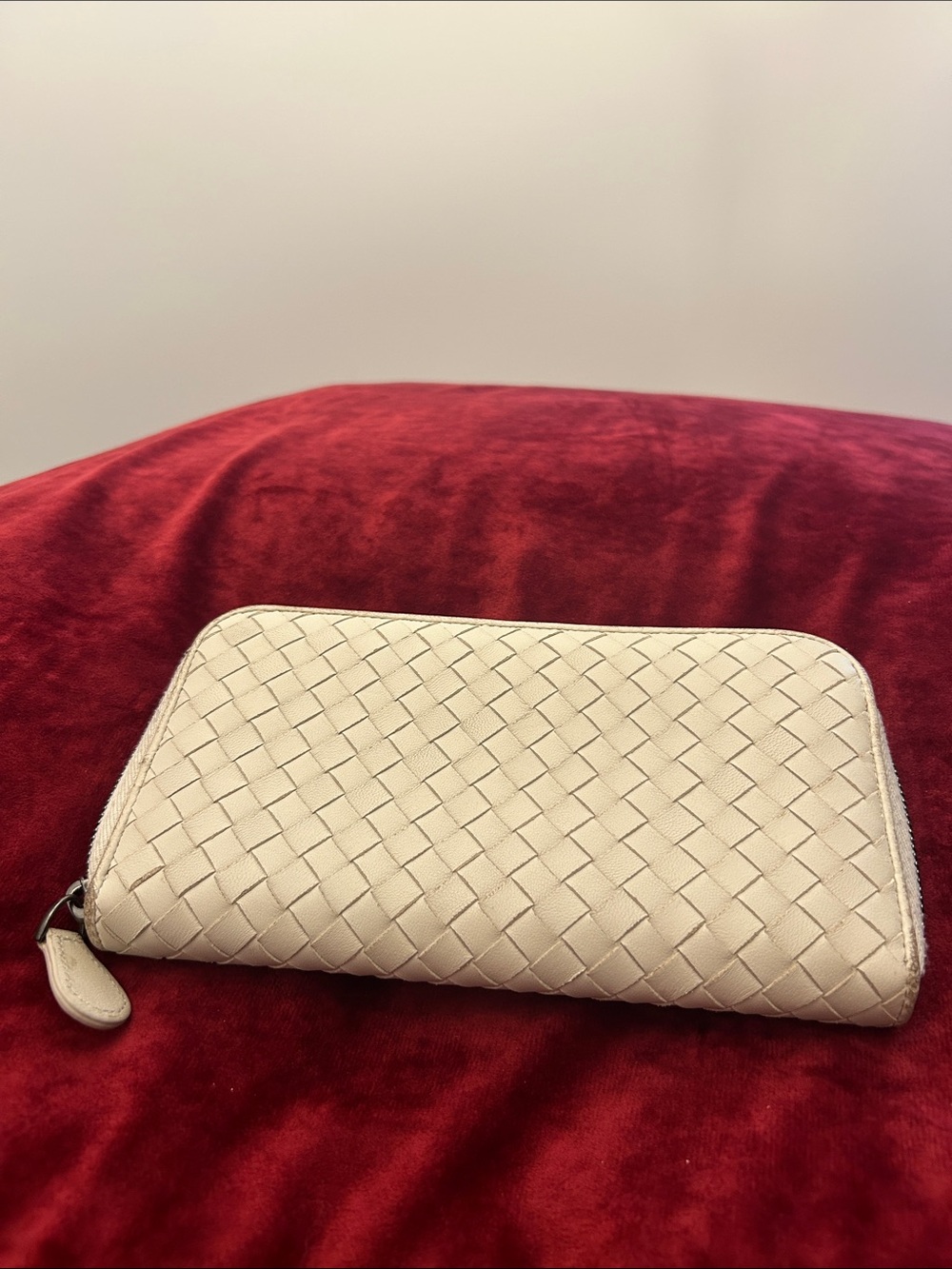 Bottega Veneta Intrecciato Zip Wallet - Cream